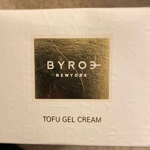 Byroe Tofu Gel Cream